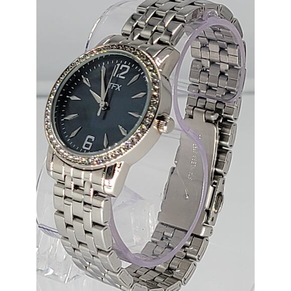 Bulova TFX Silver Tone Mother of Pearl Swarovski Crystals Women's Watch - Picture 7 of 10